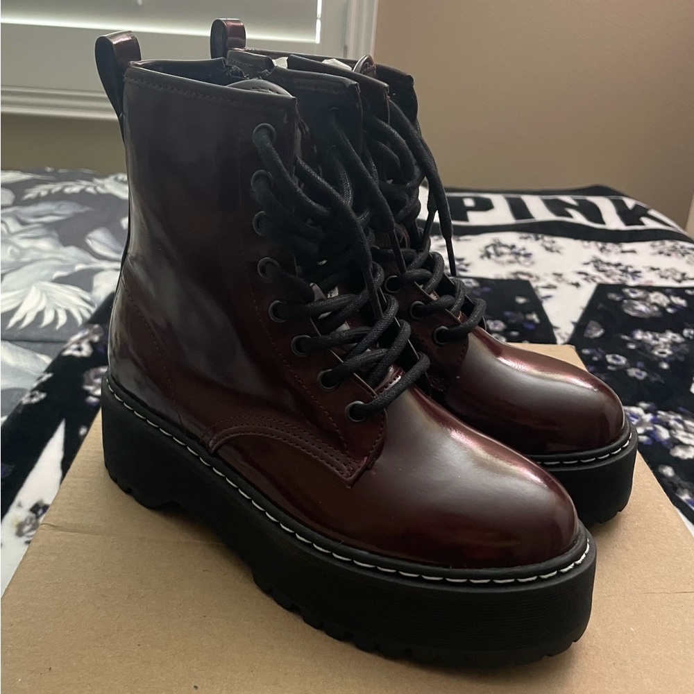 Steve Madden Bettyy Boots